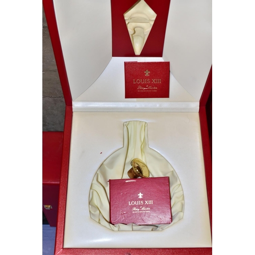 315 - COGNAC, one bottle of LOUIS XIII Remy Martin Fine Champagne Cognac in a Baccarat Crystal Decanter no... 