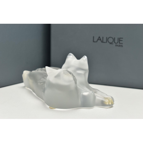 109 - A BOXED LALIQUE HAPPY AND HEGGIE CATS GROUP, serial number 1179800, modelled as recumbent cats, etch... 