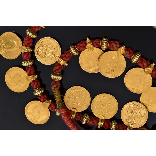 24 - A SOVEREIGN COIN NECKLACE, designed as a series of twenty one full sovereign coins, each sovereign m... 