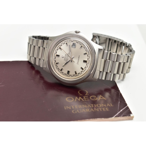 25 - AN OMEGA AUTOMATIC CHRONOMETER SEAMASTER WRISTWATCH, silvered sunburst dial with baton markers, date... 