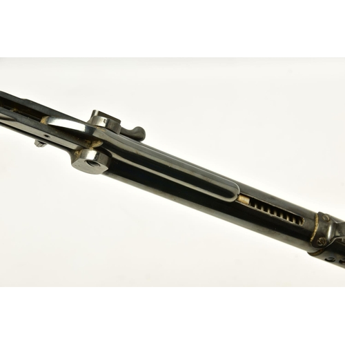 323 - AN ANTIQUE CLASSED .177  B.S.A. LIGHT PATTERN AIR RIFLE, serial number L32631, fitted with a 17  bar... 