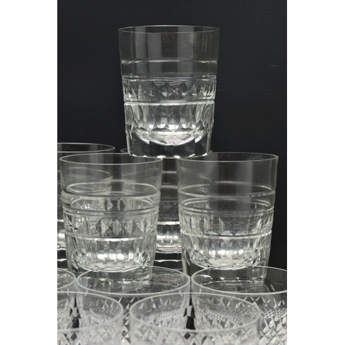 152 - A GROUP OF CUT CRYSTAL AND GLASSWARE, comprising five cut crystal whisky glasses, five cut crystal w... 