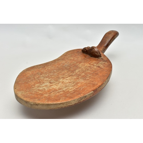 155 - A ROBERT 'MOUSEMAN' THOMPSON CARVED OAK CHEESEBOARD OF KIDNEY FORM, mouse signature carved to the ba... 