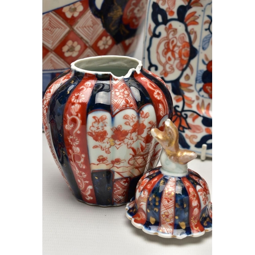 156 - A GROUP OF LATE 19TH AND EARLY 20TH CENTURY JAPANESE IMARI PORCELAIN, the majority with damage and i... 