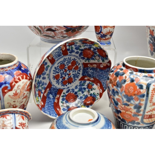 156 - A GROUP OF LATE 19TH AND EARLY 20TH CENTURY JAPANESE IMARI PORCELAIN, the majority with damage and i... 