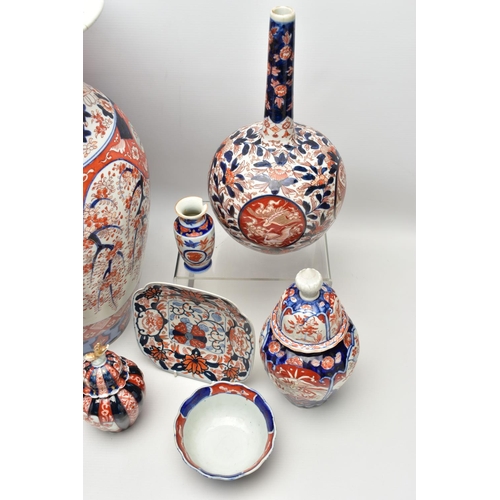 156 - A GROUP OF LATE 19TH AND EARLY 20TH CENTURY JAPANESE IMARI PORCELAIN, the majority with damage and i... 