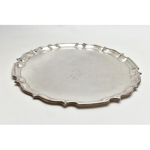 47 - A GEORGE VI SILVER TRAY WITH CHIPPENDALE STYLE PIE CRUST RIM, plain to the centre, makers Barker Bro... 