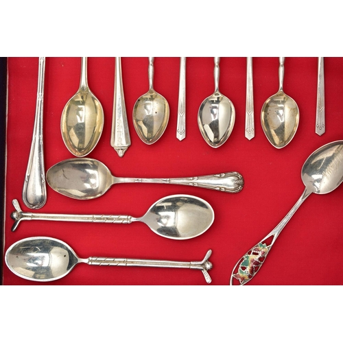 53 - A CASED SET OF TWELVE ELIZABETH II SILVER REPLICAS OF THE CORONATION ANOINTING SPOON, maker's mark i... 