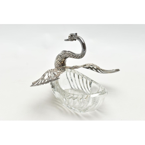 61 - A LATE 20TH CENTURY CUT GLASS AND SILVER SWAN TRINKET BOX, repousse decoration to the head and neck,... 