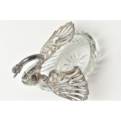 61 - A LATE 20TH CENTURY CUT GLASS AND SILVER SWAN TRINKET BOX, repousse decoration to the head and neck,... 