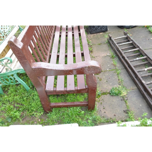 1020 - A PAINTED WOODEN SLATTED GARDEN BENCH 182cm wide (Condition some paint losses but sturdy)