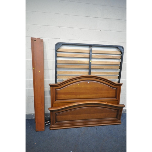 1249 - A MODERN MAHOGANY 5FT BEDSTEAD (condition - minor marks)