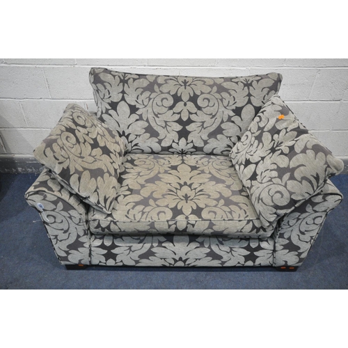 1381 - A FLORAL UPHOLSTERED LOVE SOFA, length 138cm (condition:-slightly discoloured)