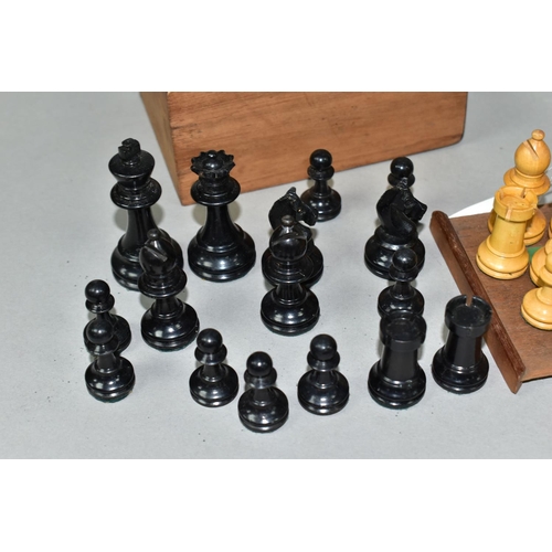 509 - A BOXED WOODEN ORIGINAL CHESS SET, all pieces present, no obvious damage (1)