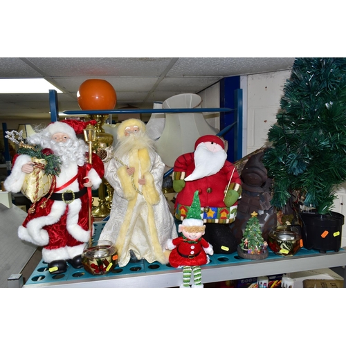 570 - A QUANTITY OF CHRISTMAS DECORATIONS AND ORNAMENTS ETC, to include Christmas trees, Christmas tree st... 