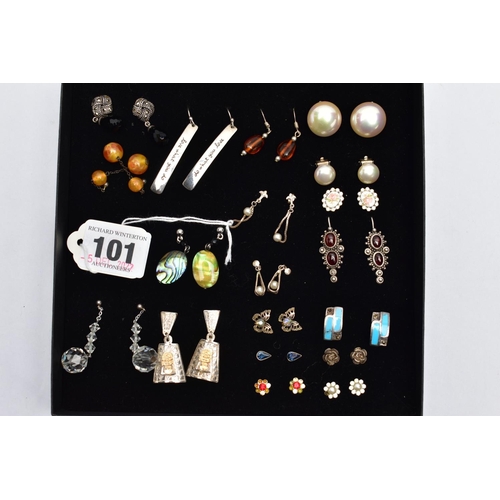 101 - A TRAY OF ASSORTED EARRINGS, nineteen pairs of white metal earrings, to include imitation pearl, she... 