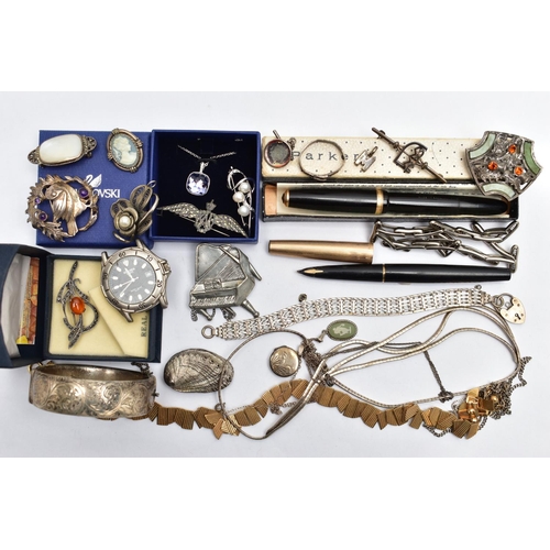 108 - A BAG OF ASSORTED SILVER AND WHITE METAL JEWELLERY, to include a silver hinged bangle with a floral ... 