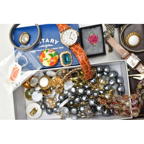 120 - A BOX CONTAINING AN AMOUNT OF MODERN BRITISH COINS, COSTUME JEWELLERY AND A ROTARY WRISTWATCH, to in... 