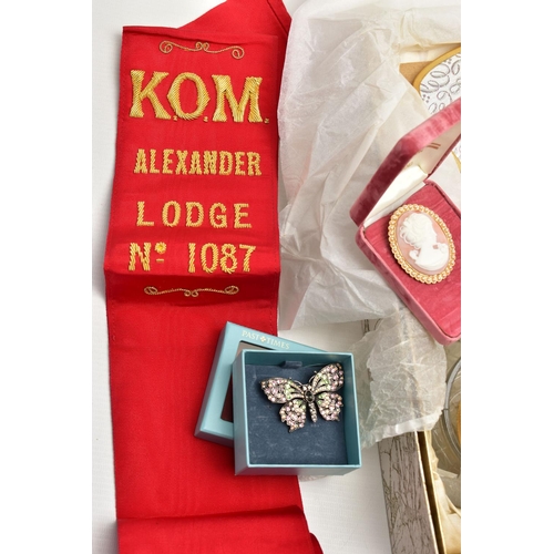 121 - A BOX OF ASSORTED ITEMS, to include a boxed brush set, a masonic sash for Alexander Lodge, and an as... 