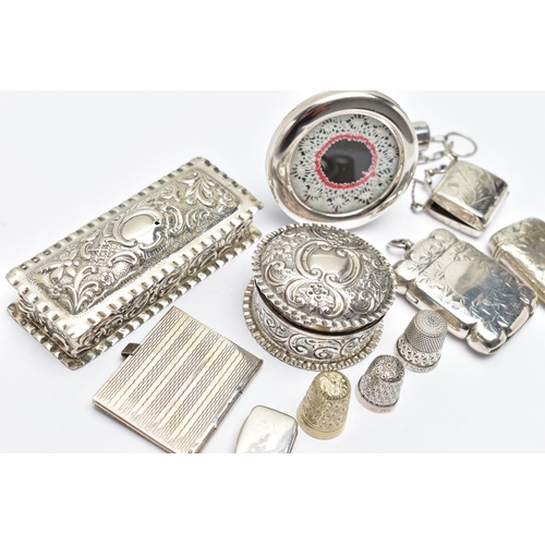 135 - A SMALL BOX OF ASSORTED SILVER AND WHITE METAL, to include a silver rectangular form trinket box, em... 