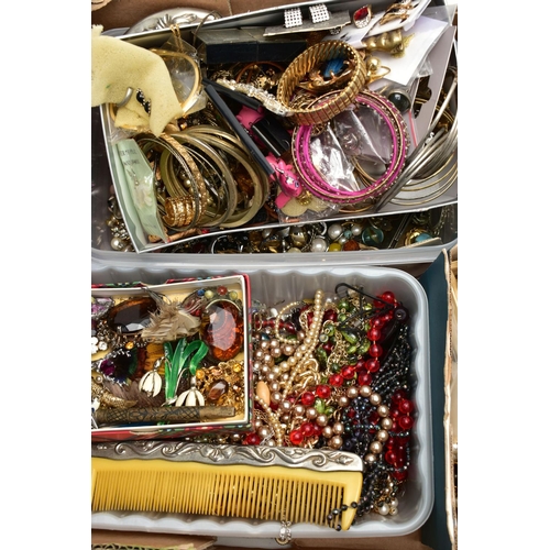 143 - A BOX OF ASSORTED COSTUME JEWELLERY, a large quantity of jewellery, to include a selection of Scotti... 