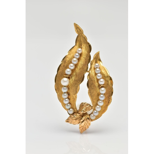 175 - AN 18CT YELLOW GOLD CULTURED PEARL BROOCH, in the form of two leaves, each stain finish leaf is set ... 