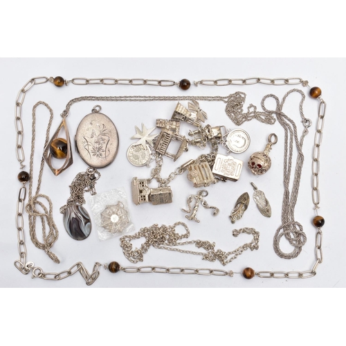 31 - AN ASSORTMENT OF SILVER AND WHITE METAL JEWELLERY, to include a silver agate pendant, hallmarked Lon... 