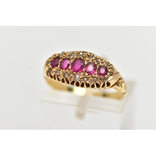 78 - AN EARLY 20TH CENTURY, YELLOW METAL BOAT RING, set with a row of five graduated oval and circular cu... 