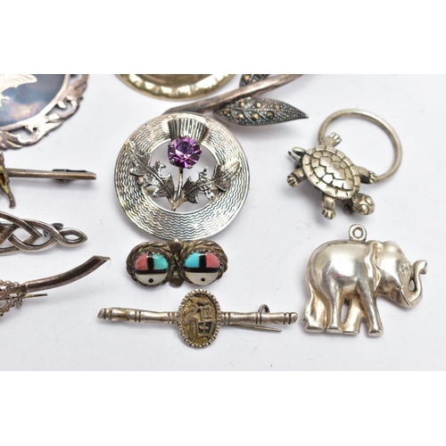 98 - A SILVER SCOTTISH BROOCH AND A SELECTION OF JEWELLERY, a circular brooch with a thistle design centr... 