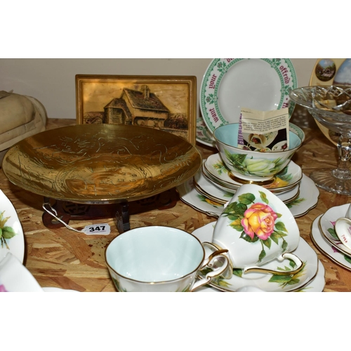 347 - A GROUP OF CERAMICS, GLASS AND METALWARES INCLUDING HARRY WHEATCROFT SIX WORLD FAMOUS ROSES TEA WARE... 