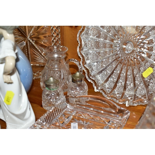 368 - A GROUP OF BOHEMIAN 'QUEEN LACE' CUT GLASS, TWO LLADRO NAO SCULPTURES AND TWO ROYAL COPENHAGEN FIGUR... 