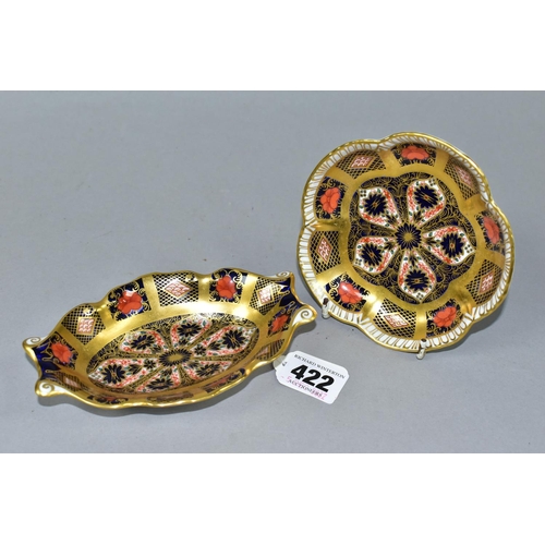 422 - TWO ROYAL CROWN DERBY OLD IMARI 1128 SOLID GOLD BAND PIN DISHES, comprising a wavy rimmed oval pin d... 