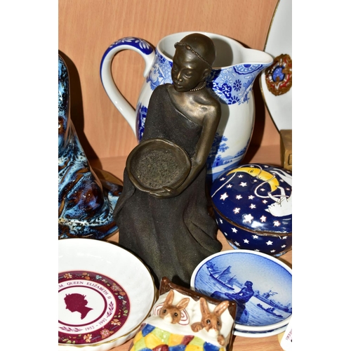 457 - A GROUP OF CERAMICS AND SUNDRY ITEMS, to include Royal Doulton Bunnykins 'Vicar Bunnykins' DB254, an... 