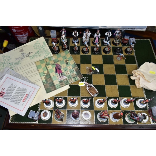 472 - A BUCKINGHAM PEWTER LIMITED EDITION TOWER OF LONDON 900TH ANNIVERSARY CHESS SET, comprising set numb... 