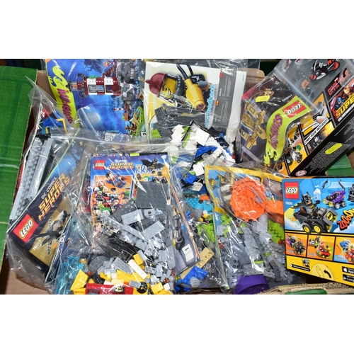 476 - ONE BOX OF LEGO 'SCOOBY-DO' AND DC SUPER HEROES BATMAN SETS, to include Scooby-Do sets 75900, 75902,... 