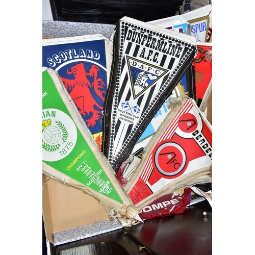 514 - FOOTBALL PENNANTS / CANE-TOPS, a collection of seventeen domestic and international Football Pennant... 