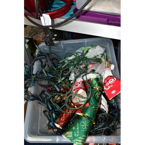 570 - A QUANTITY OF CHRISTMAS DECORATIONS AND ORNAMENTS ETC, to include Christmas trees, Christmas tree st... 