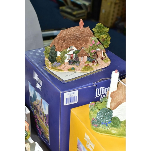 585 - FIFTY ONE LILLIPUT LANE SCULPTURES FROM COLLECTORS CLUB AND SYMBOL OF MEMBERSHIP, mostly boxed and w... 