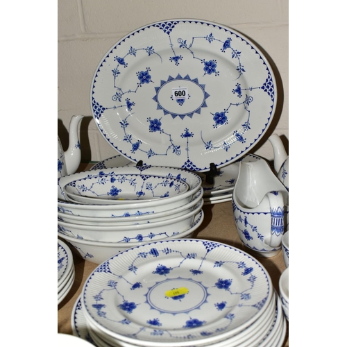 600 - A QUANTITY OF MASONS DENMARK PATTERN DINNER WARES, to include teapots, mugs, cups and saucers, break... 