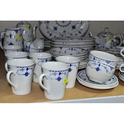 600 - A QUANTITY OF MASONS DENMARK PATTERN DINNER WARES, to include teapots, mugs, cups and saucers, break... 