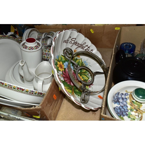 601 - FIVE BOXES AND LOOSE ASSORTED CERAMICS AND GLASS, to include Royal Doulton 'Fireglow' TC1080 pattern... 