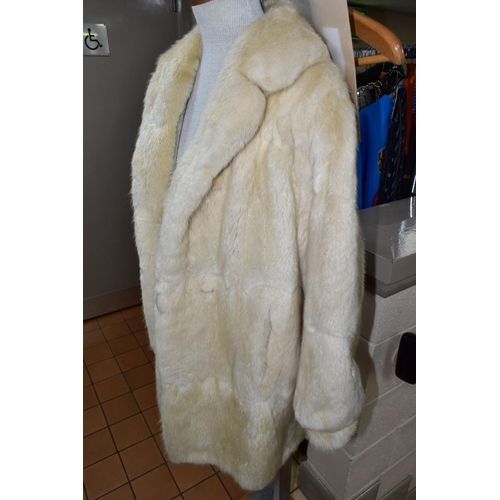 664 - A CREAM FUR COAT, length 80cm, approximate size 14 (1) (Condition report: generally good, small make... 