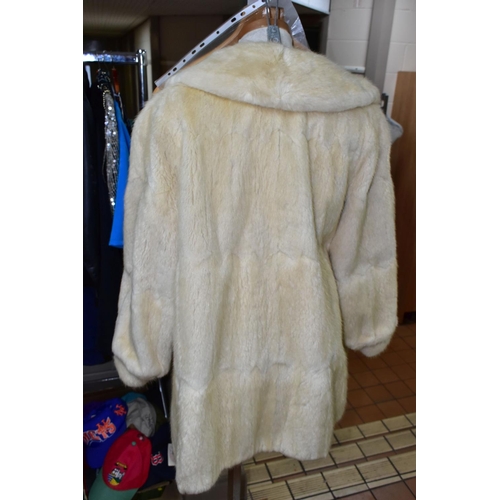 664 - A CREAM FUR COAT, length 80cm, approximate size 14 (1) (Condition report: generally good, small make... 