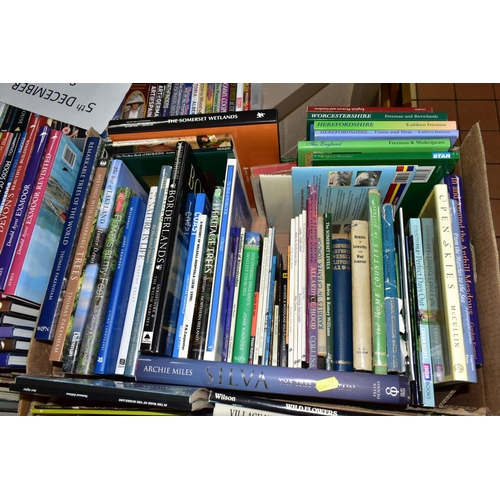 670 - BOOKS & GUIDES, six boxes containing approximately 220 titles in hardback format and guide book pamp... 