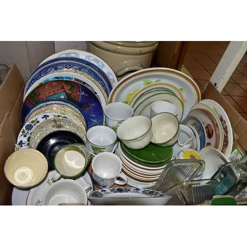 672 - SIX BOXES OF ASSORTED CERAMICS AND GLASSWARE, to include three pewter tankards, mugs, tea wares, two... 