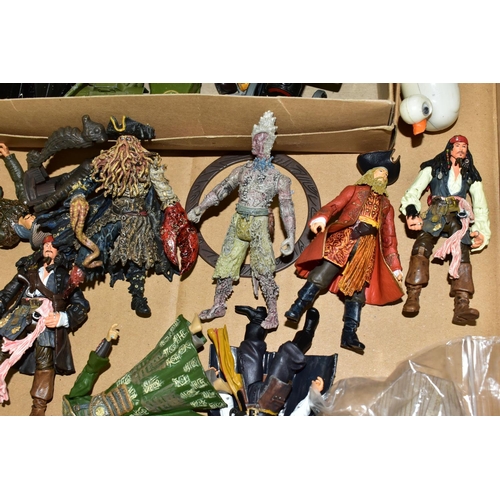 676 - A QUANTITY OF ASSORTED TOYS, to include a collection of Zizzle 'Pirates of the Caribbean figures and... 