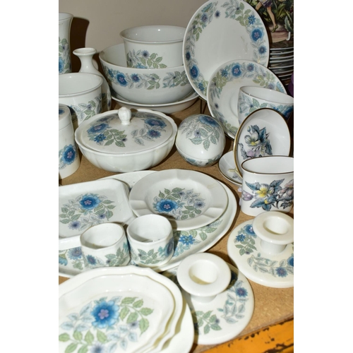 748 - A QUANTITY OF WEDGWOOD 'CLEMENTINE' GIFTWARES ETC, to include trinket boxes, pin trays, vases, bud v... 