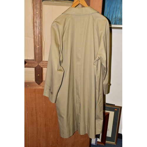 754 - A LADIES AQUASCUTUM CLASSIC RAINCOAT, with classic Aquascutum check lining, size 16 (1) (Condition r... 