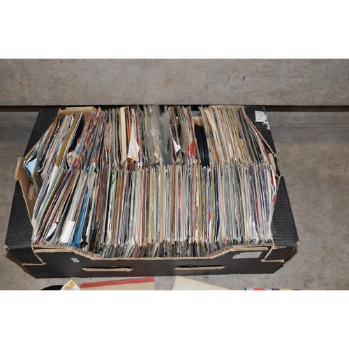 820 - A TRAY CONTAINING APPROX FOUR HUNDRED AND FIFTY 7in SINGLES including Elvis Presley, The Turtles, Ro... 