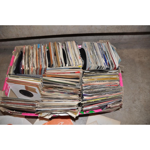 821 - A TRAY CONTAINING APPROX FOUR HUNDRED AND FIFTY 7in SINGLES including  a number by Elvis Presley, Ma... 